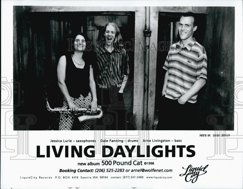 Press Photo Living Daylights Jessica Lurie Dale Fanning Arne Livingston - Historic Images