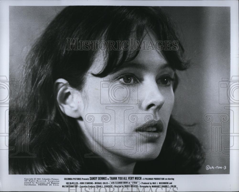 1969 Press Photo Actress Sandy Dennis in " Thank You All Very Much" - RSL88481 - Historic Images