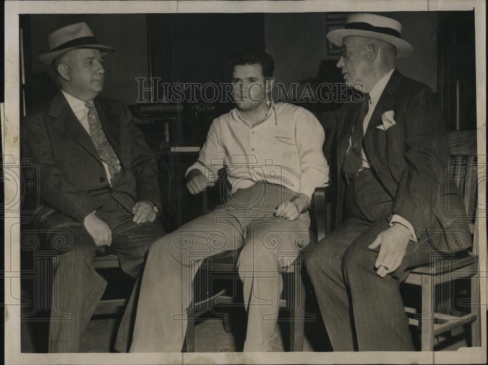 1949 Press Photo Thomas Marshall, J McCann &amp; Wm Buckley - RSL86729 - Historic Images