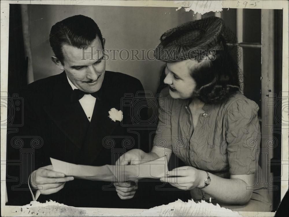 1940 Press Photo Jimmey McHale &amp; Ann Stevens - RSL06985 - Historic Images