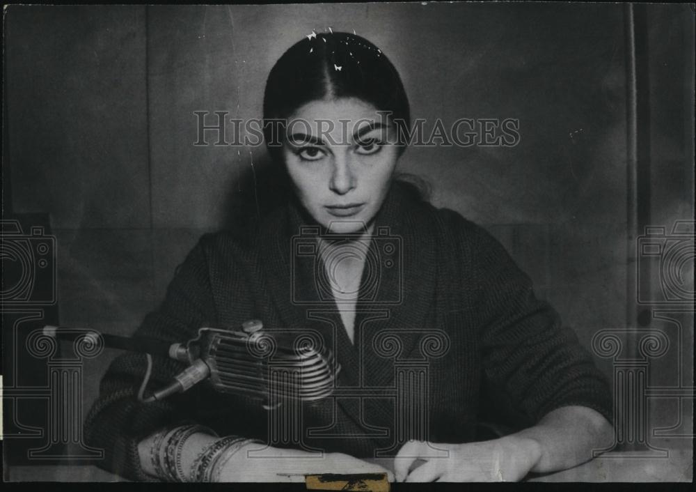 1958 Press Photo Actress Pier Angeli In Court Testifying About Husband - Historic Images