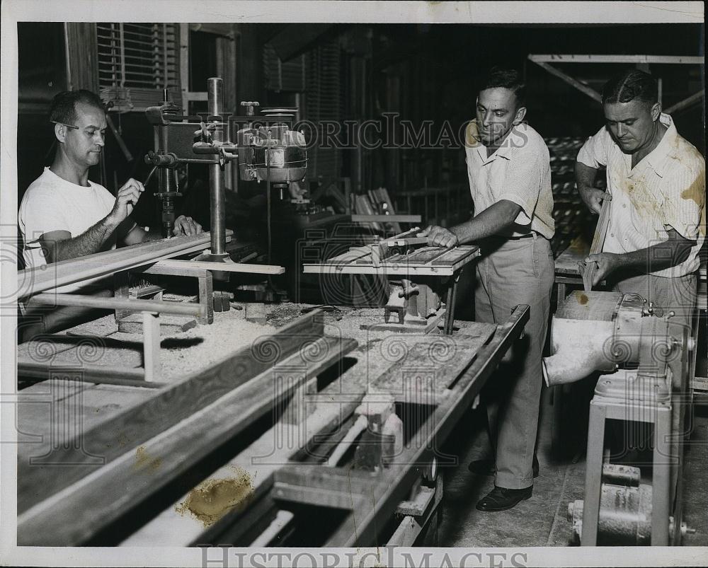 Press Photo J Autkin,W Cole &amp; J Veeton in a wood workinf shop - RSL96995 - Historic Images