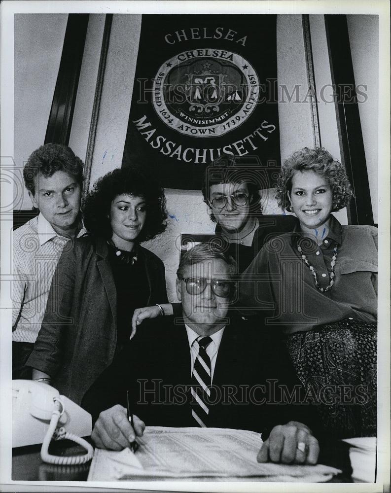 Press Photo Mayor James Mitchell Chelsea Massachusetts With Staff - RSL82101 - Historic Images