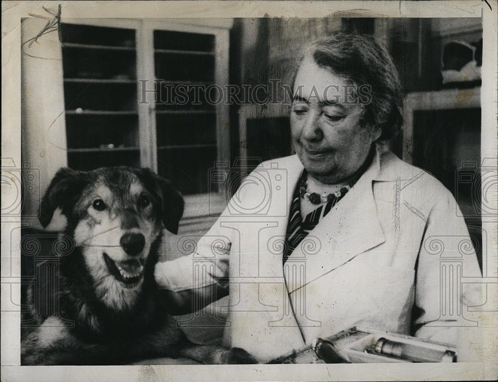 1948 Press Photo Professor Lina Stern, physiologist in Moscow - RSL90761 - Historic Images