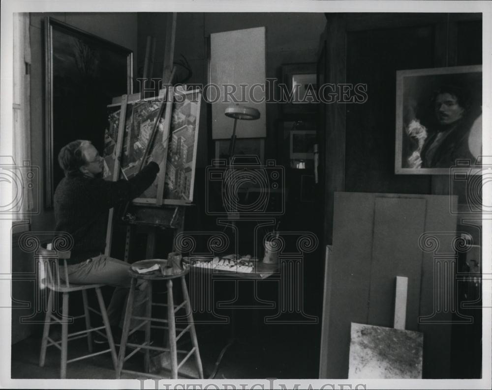Press Photo Artist Joel Babb Painting art in his gallery - RSL87737 - Historic Images
