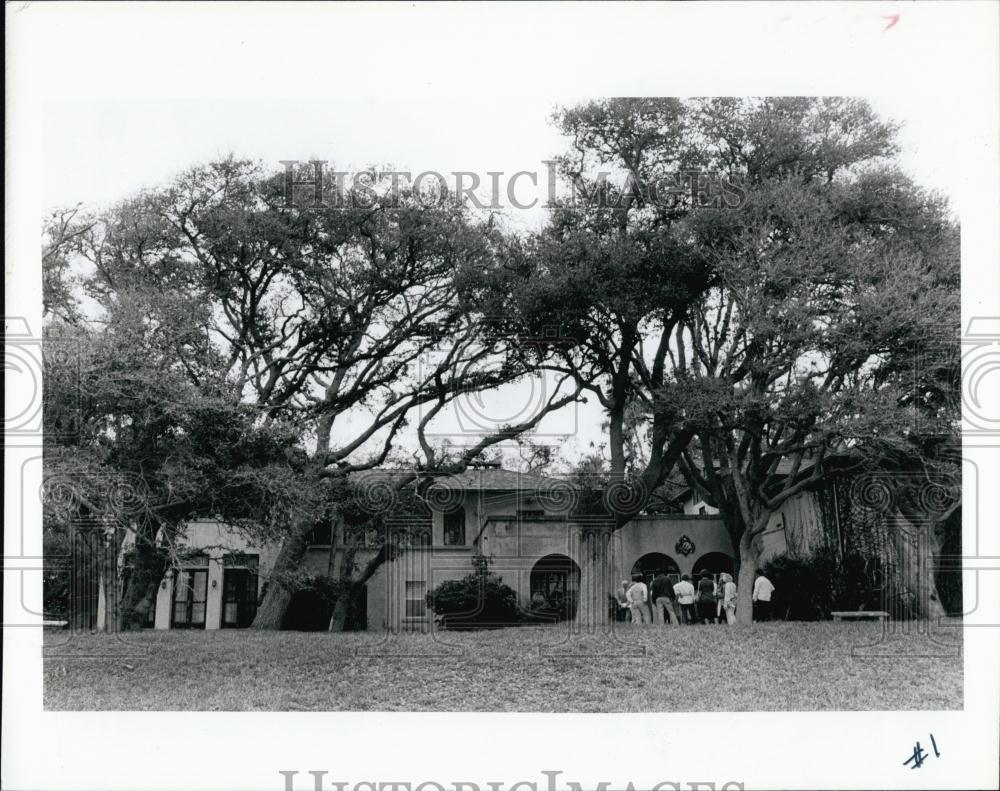 1982 Press Photo Shillard-Smith Estate Evening with Chef D&#39;Oeuf - RSL69347 - Historic Images