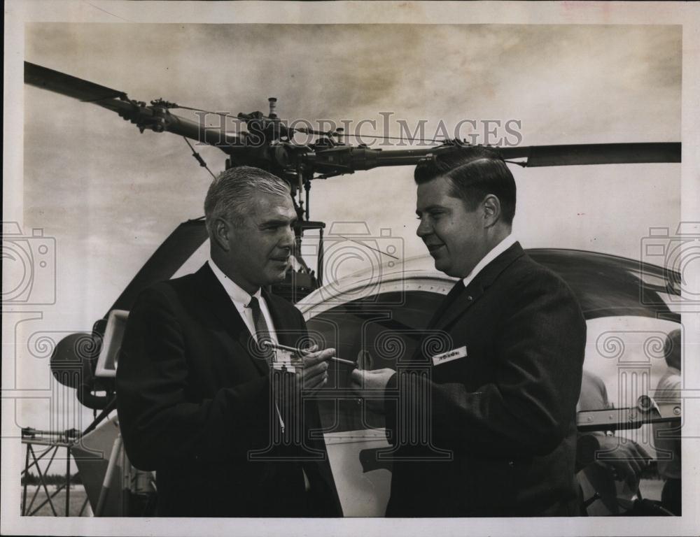 1960 Press Photo Air Florida Helicopters, James Van Pelt &amp; Mayor GC Criswell - Historic Images