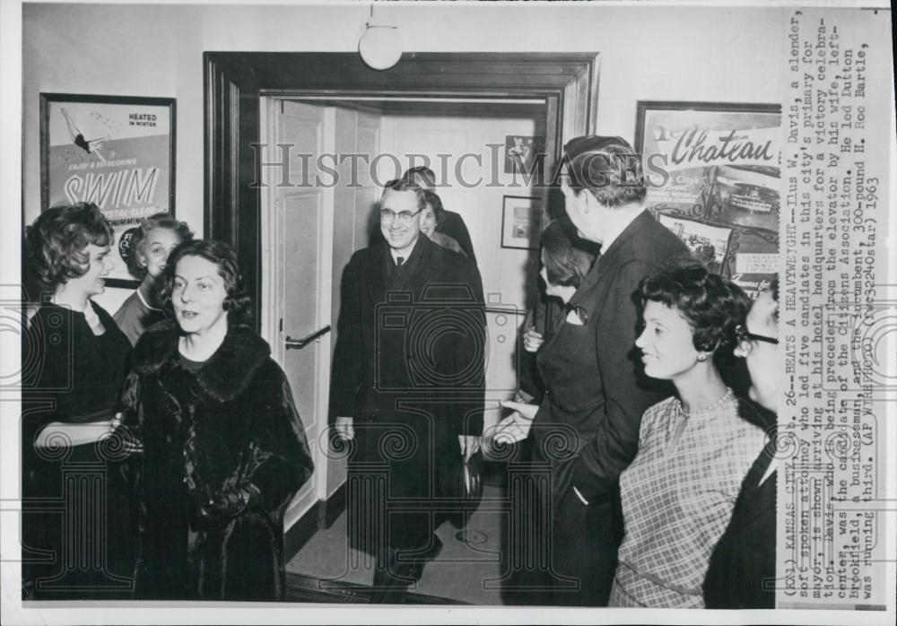 1963 Press Photo Attorney Ilus W Davis With Candidates For Kansas City Mayor - Historic Images