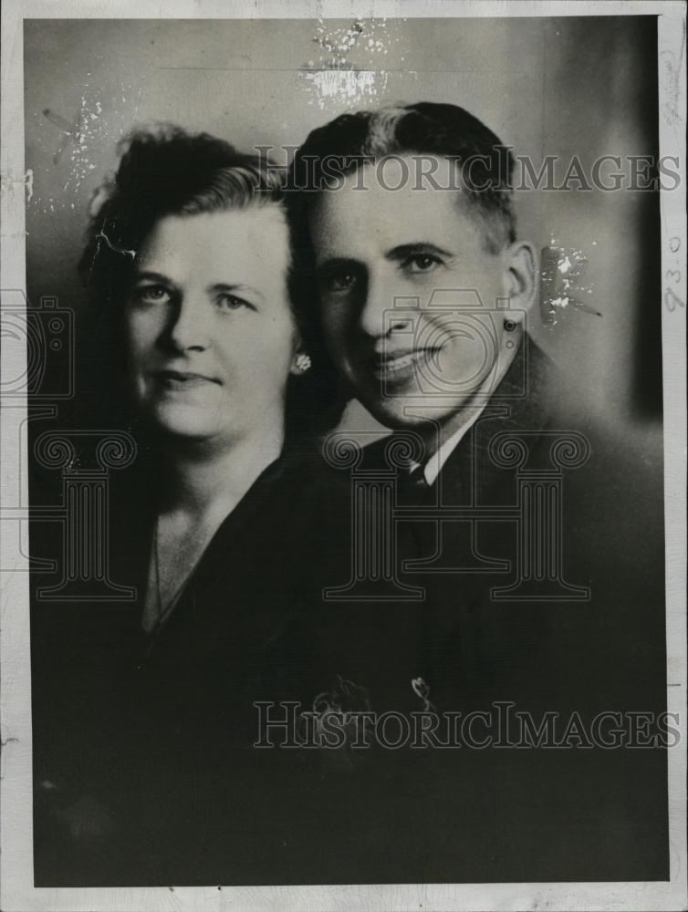 Press Photo Shooting Attempted suicice Mrs Etta Day Earl Day - RSL44679 - Historic Images