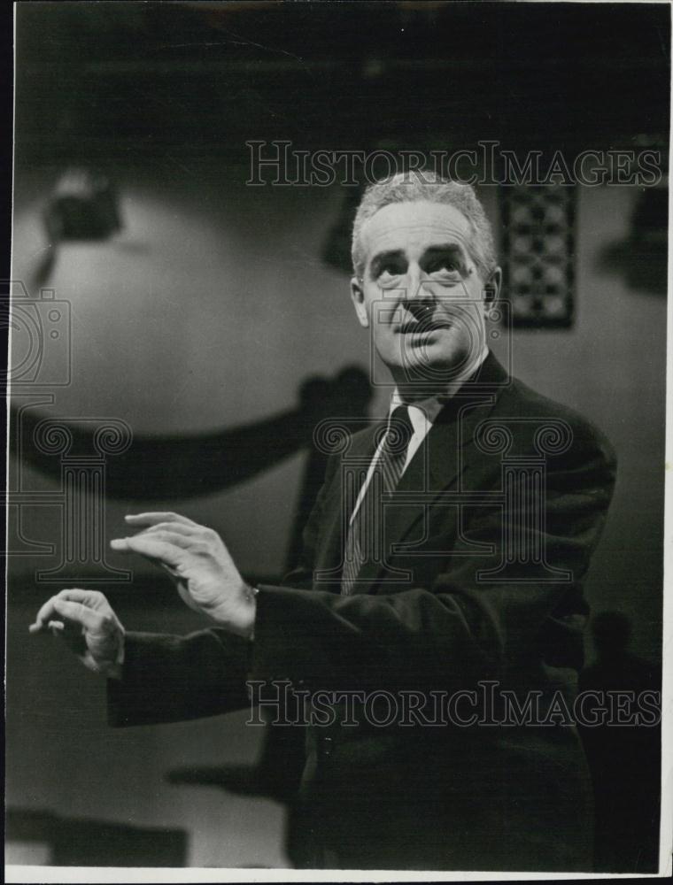 1954 Press Photo Actor/Singer Fred Waring - RSL01725 - Historic Images