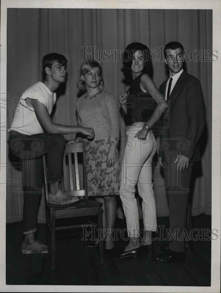 1965 Press Photo Chamberlayne Junior College Dress Code Examples - RSL40561 - Historic Images