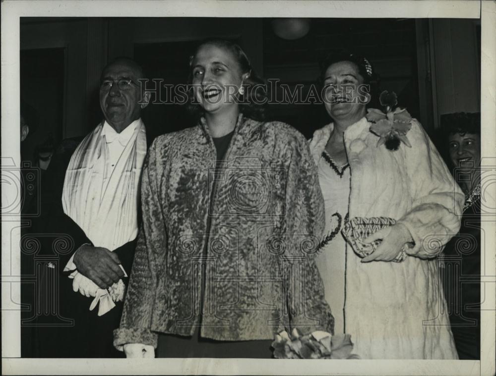 1946 Press Photo Margaret Truman, Singing Teacher Stickler, Metropolitan Opera - Historic Images