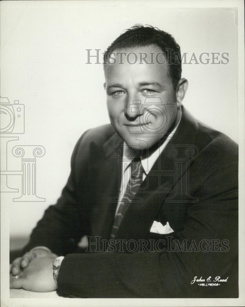 1946 Press Photo Alan Reed stars in the musical &quot;Around The World&quot; - RSL02411 - Historic Images