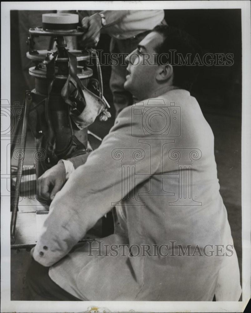 1954 Press Photo John Rich, Director, I Married Joan, Sports Announcer - Historic Images