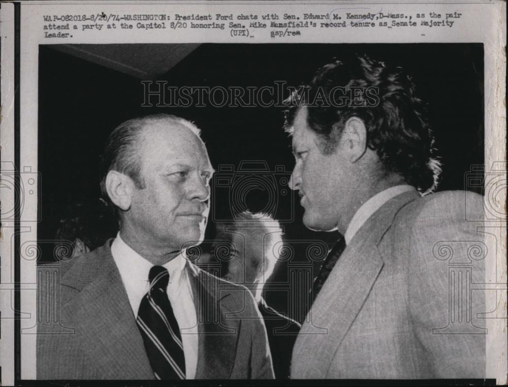 1974 Press Photo Senator Edward Kennedy &amp; President Ford Chatting - RSL95329 - Historic Images