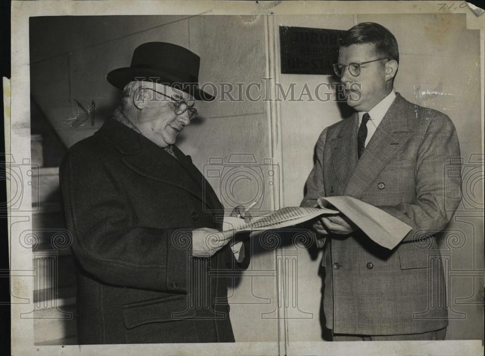 1947 Press Photo Atty Eben Townes of Boston &amp; Judge Felix Forte - RSL39183 - Historic Images