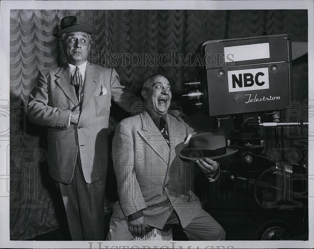 1949 Press Photo Ole Olsen, Chic Johnson "Fireball Fun For All" - RSL90049 - Historic Images