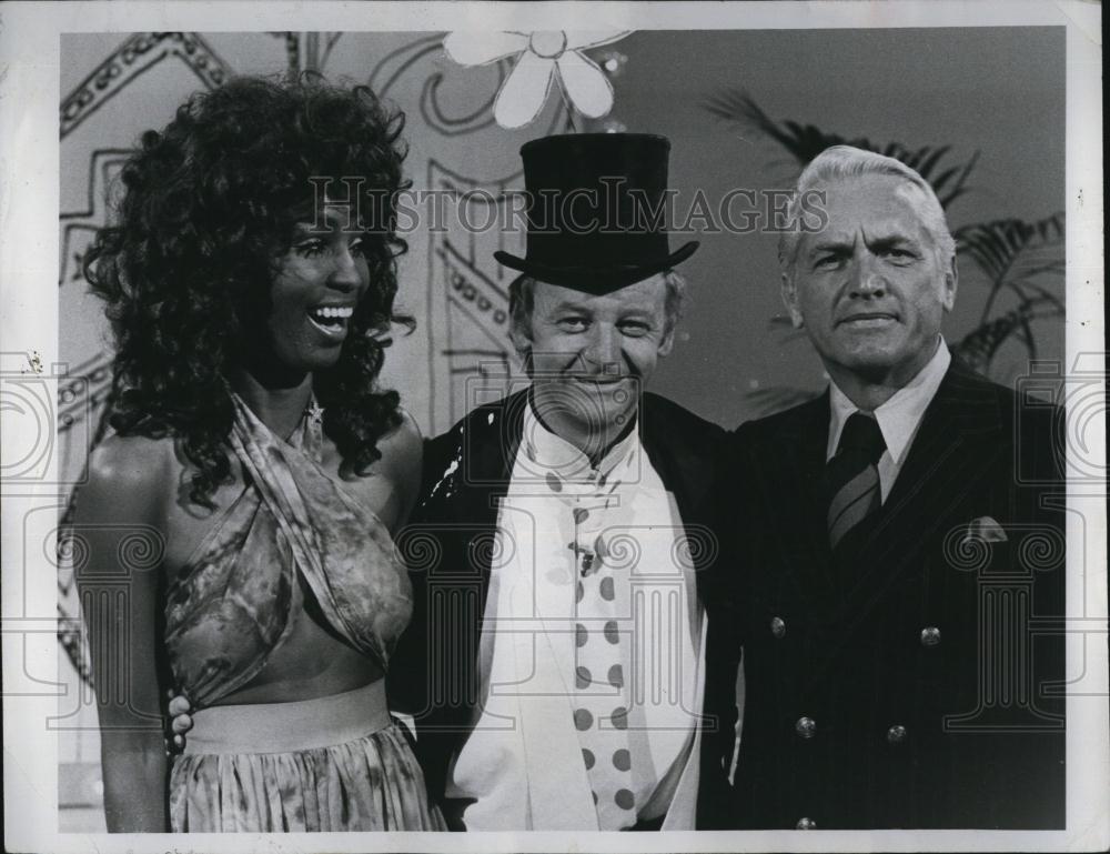 1973 Press Photo Theresa Graves, John Byner Ted Knight The John Byner Comedy - Historic Images