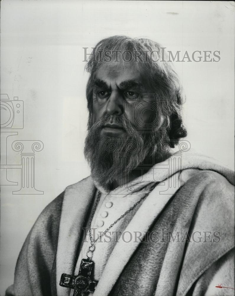 1975 Press Photo John Macurdy in Opera &quot;La Forza del Destino&quot; - RSL45433 - Historic Images