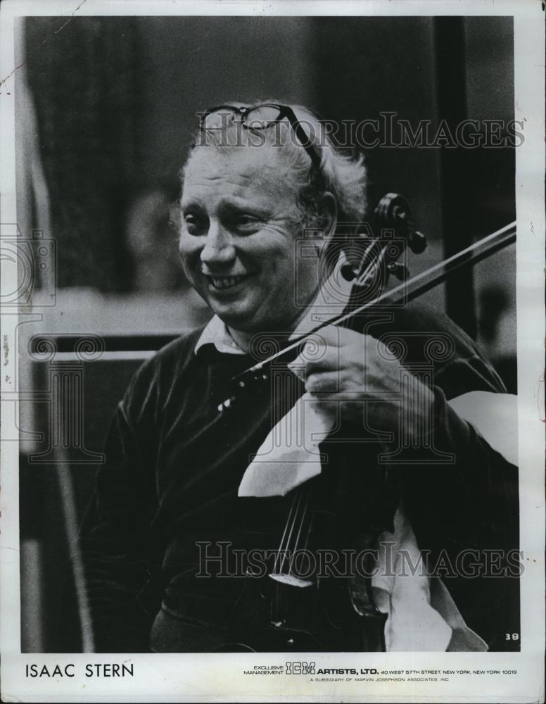 1982 Press Photo Isaac Stern World renowned and celebrated violinist - RSL80273 - Historic Images