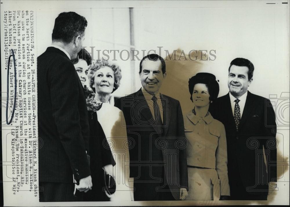 1969 Press Photo President Richard Nixon Dr Allan Watson Calvary Baptist Church - Historic Images