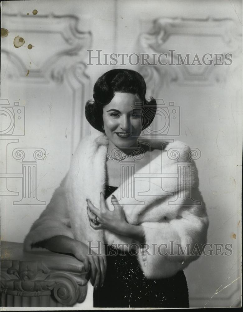 1963 Press Photo Abigail Van Buren Columnist Dear Abby As Her Pen Name ...