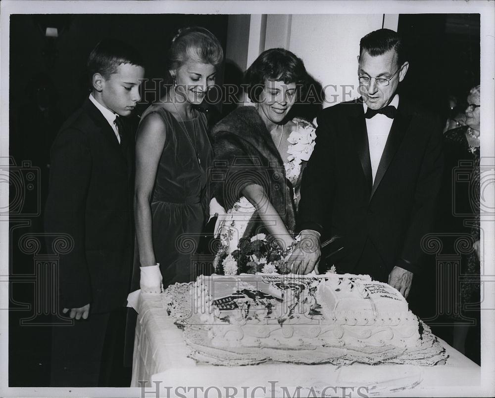 1961 Press Photo Rev Dr & Mrs H Ockenga, Harold Jr & Starr Ockenga - RSL85459 - Historic Images