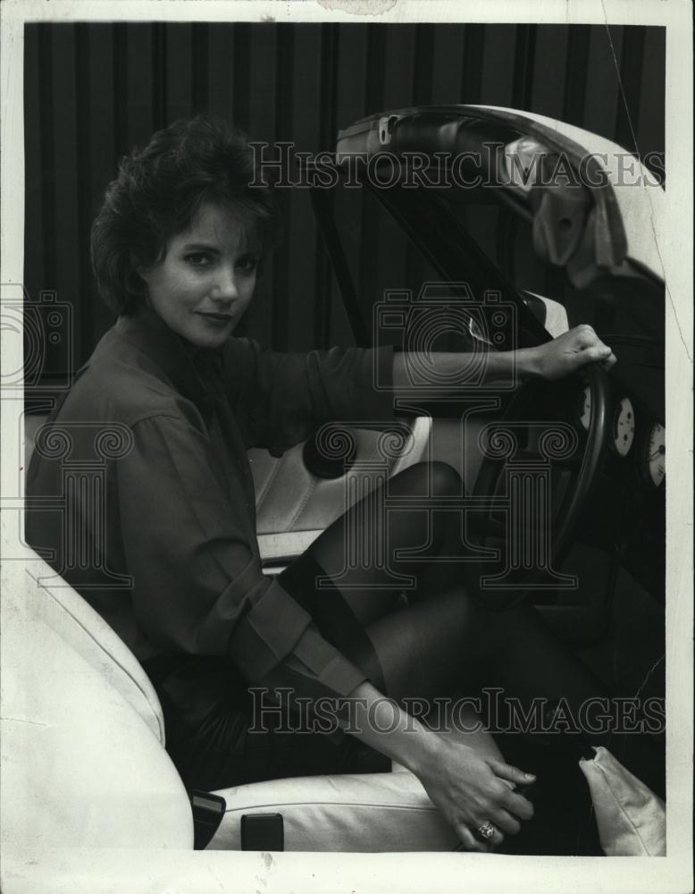 1987 Press Photo Actress Margaret Colin - RSL42015 - Historic Images