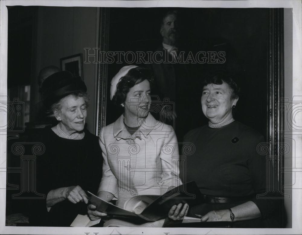 1963 Press Photo Mrs Charles Bain, Mrs George Parson &amp; Mrs Albert Titcomb - Historic Images