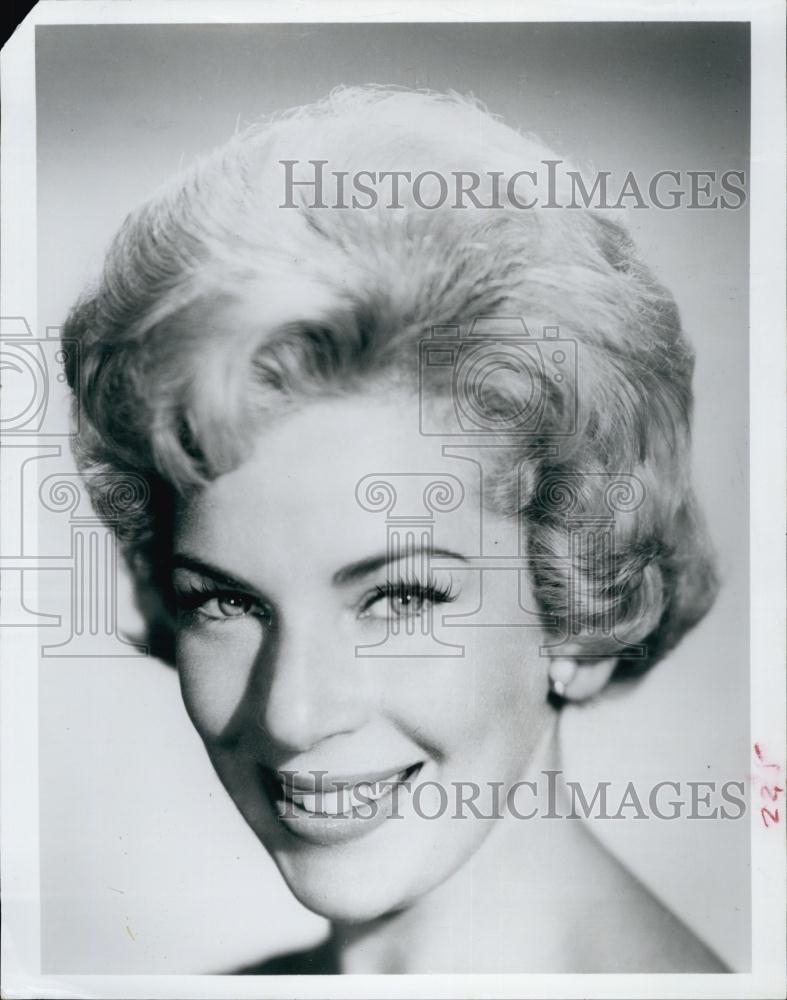 1965 Press Photo Popular Musician Singer Better Johnson - RSL61497 - Historic Images