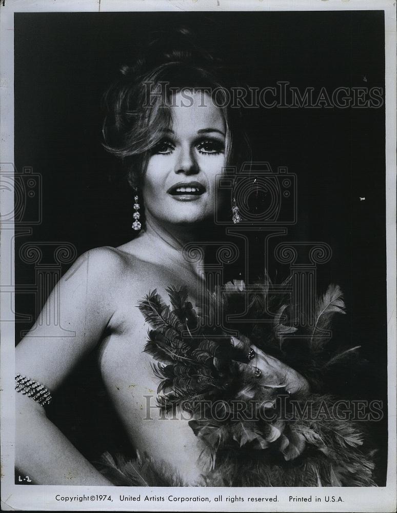 1975 Press Photo Actress Valerie Perrine - RSL81833 - Historic Images