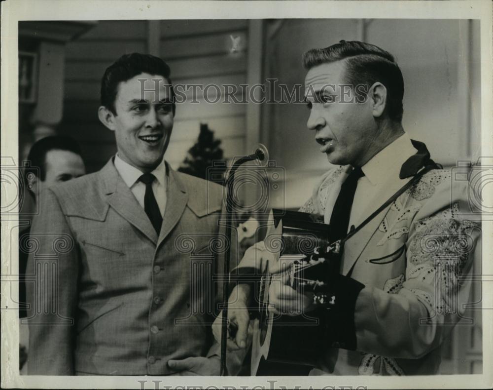 1964 Press Photo Country singer Jimmy Dean with Guitarist Buck Owens - Historic Images