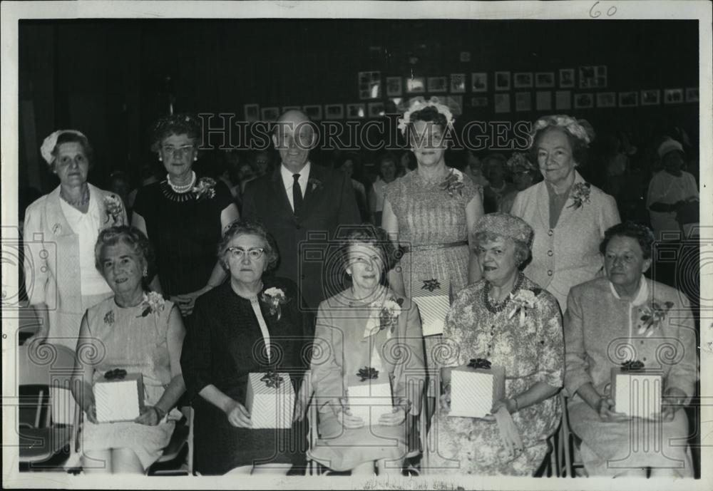 1965 Press Photo Somerville Teachers Association Honors Retiring Teachers - Historic Images