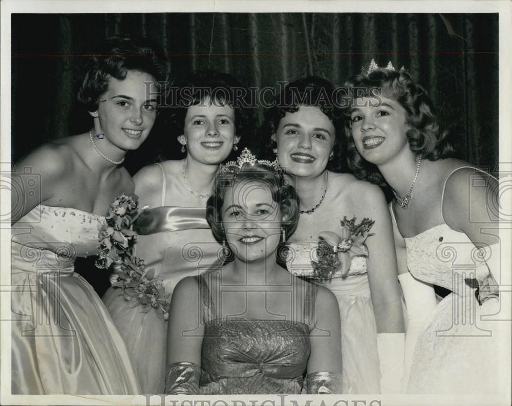 1962 Press Photo Jo-ann Sonsini, Joan Osenton, Karen O&#39;Neil, Beverley Mosack - Historic Images