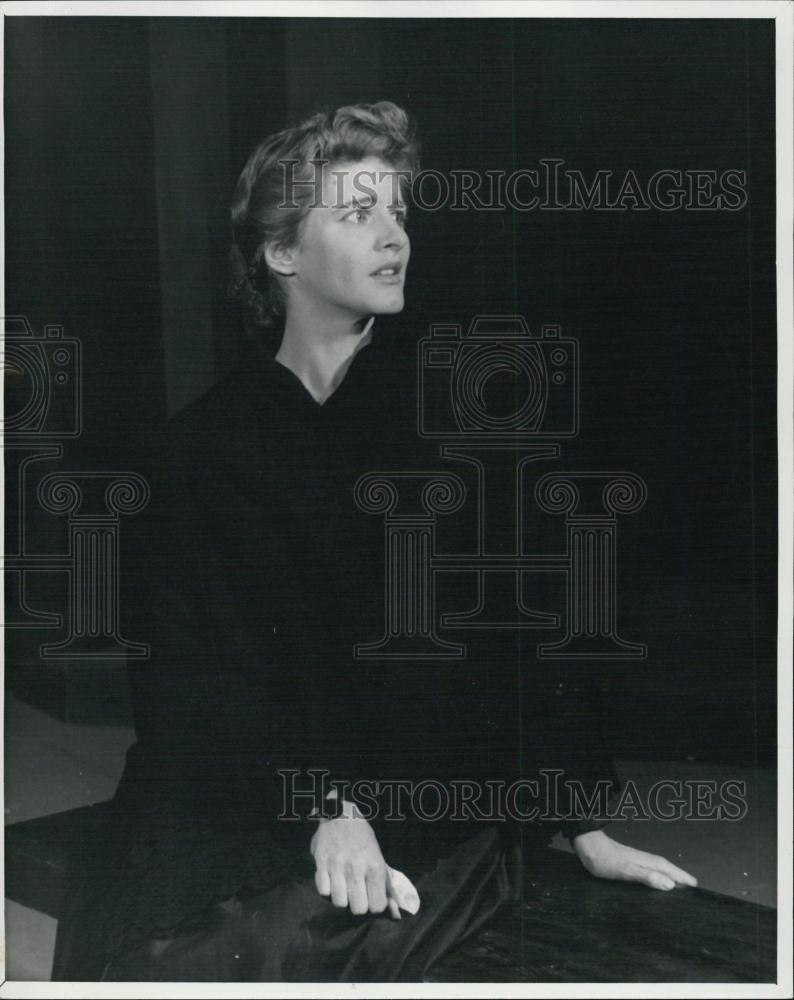 1955 Press Photo Eve Roberts Stars In &quot;Desire Under The Elms&quot; - RSL01955 - Historic Images