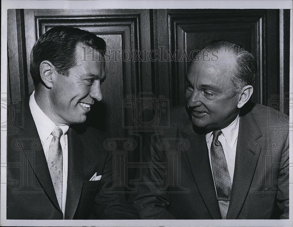 1963 Press Photo US's Youngest Governor Carl Sanders Georgia & Jack Adarr Develo - Historic Images