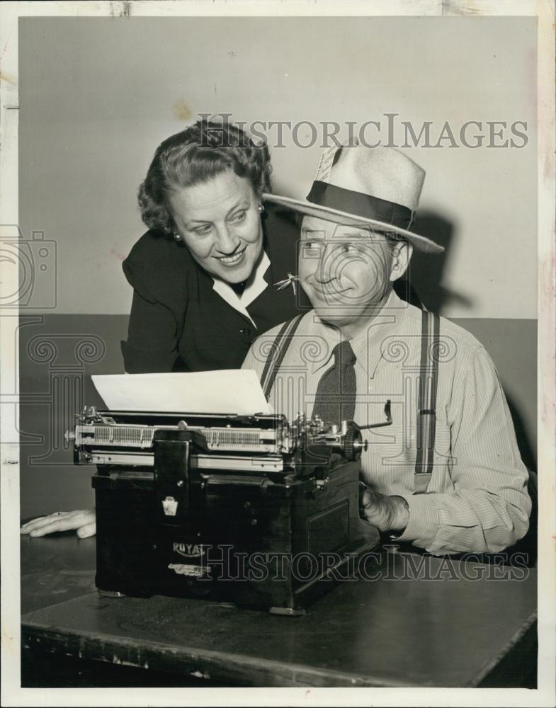 1997 Press Photo Jim and Marian Jordan Fibber McGee and Molly Radio - RSL65095 - Historic Images