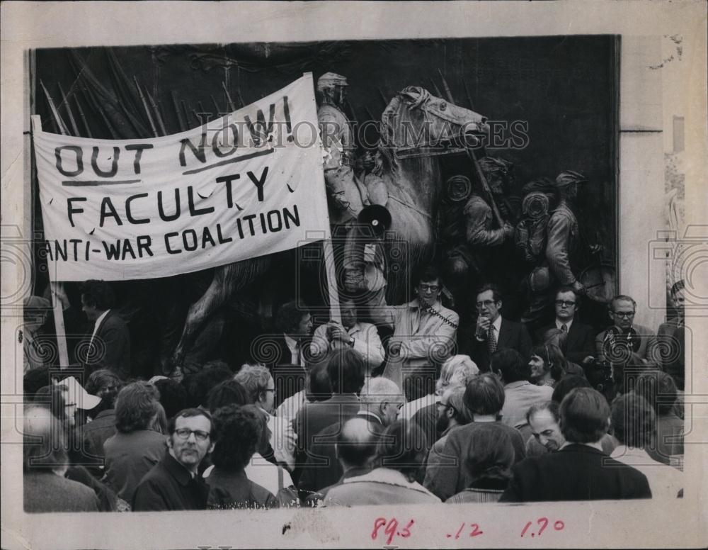 1972 Press Photo Senator Jack Backman - RSL87677 - Historic Images