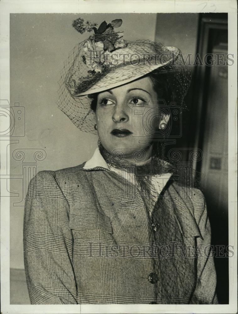 1940 Press Photo Frances Hamrick Burns, Wife of Dr Henry T Burns - RSL44271 - Historic Images