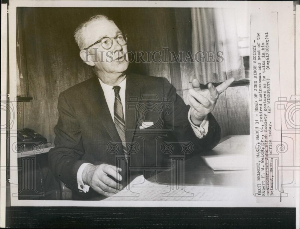 1961 Press Photo Robert HWWelch Jr, Head of John Birch Society at his office - Historic Images