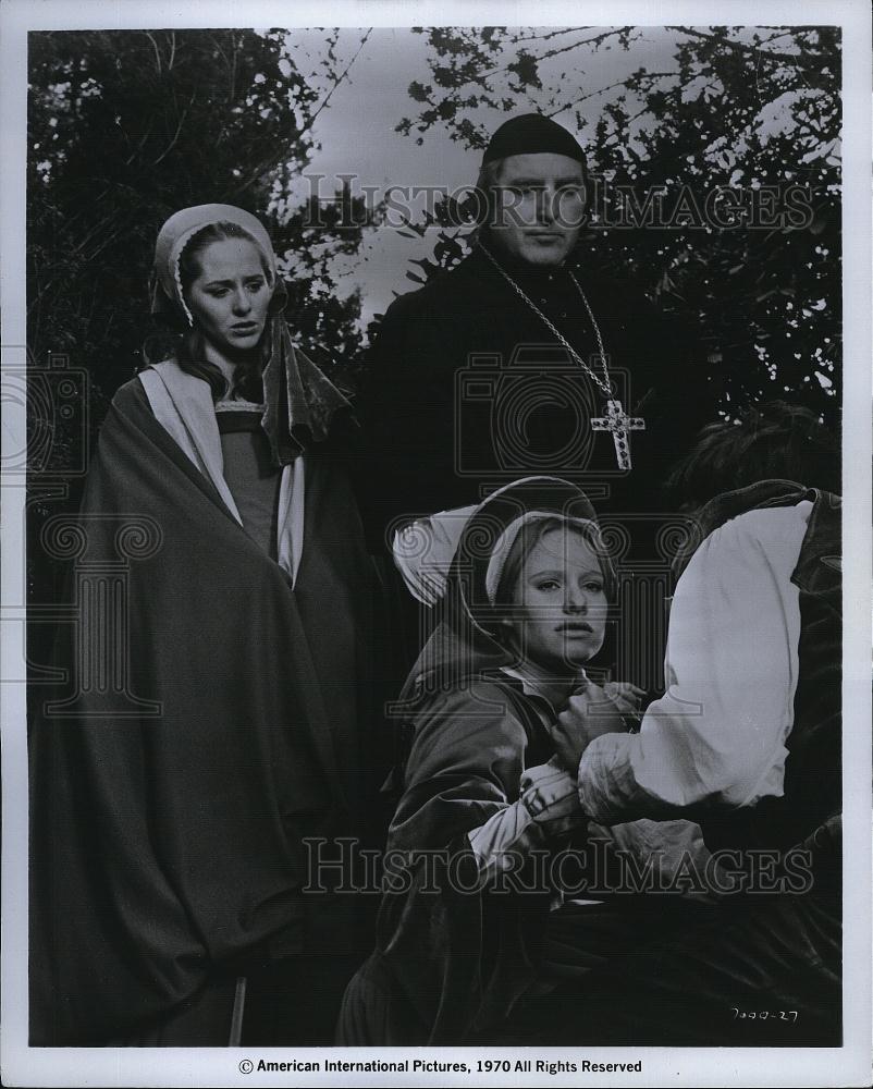 1970 Press Photo Essy Persson Swedish Actress Hilary Dwyer Marshall Jones Actor - Historic Images