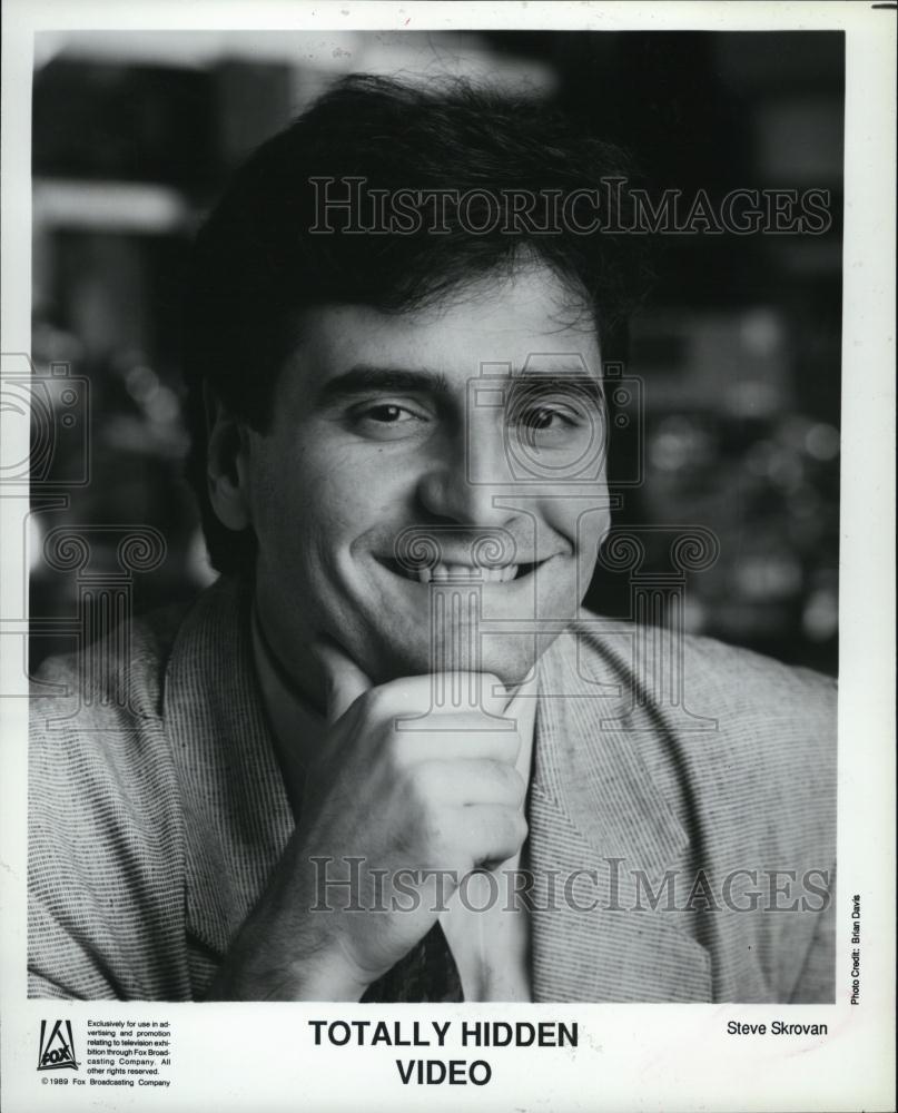 1989 Press Photo Steve Skowan in &quot;Totally Hidden Video&quot; - RSL44247 - Historic Images