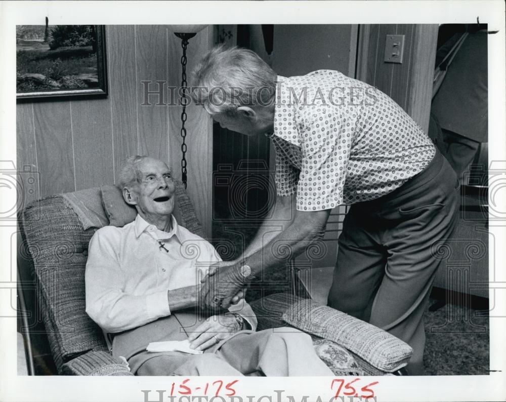 1981 Press Photo Arnold Saegers turns 101 at home in Florida - RSL68339 - Historic Images
