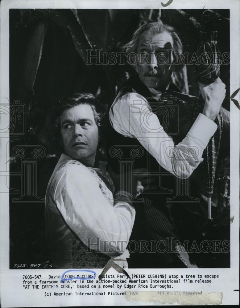 1976 Press Photo Actor Doug McClure in "At the Earth's Core" - RSL45413 - Historic Images