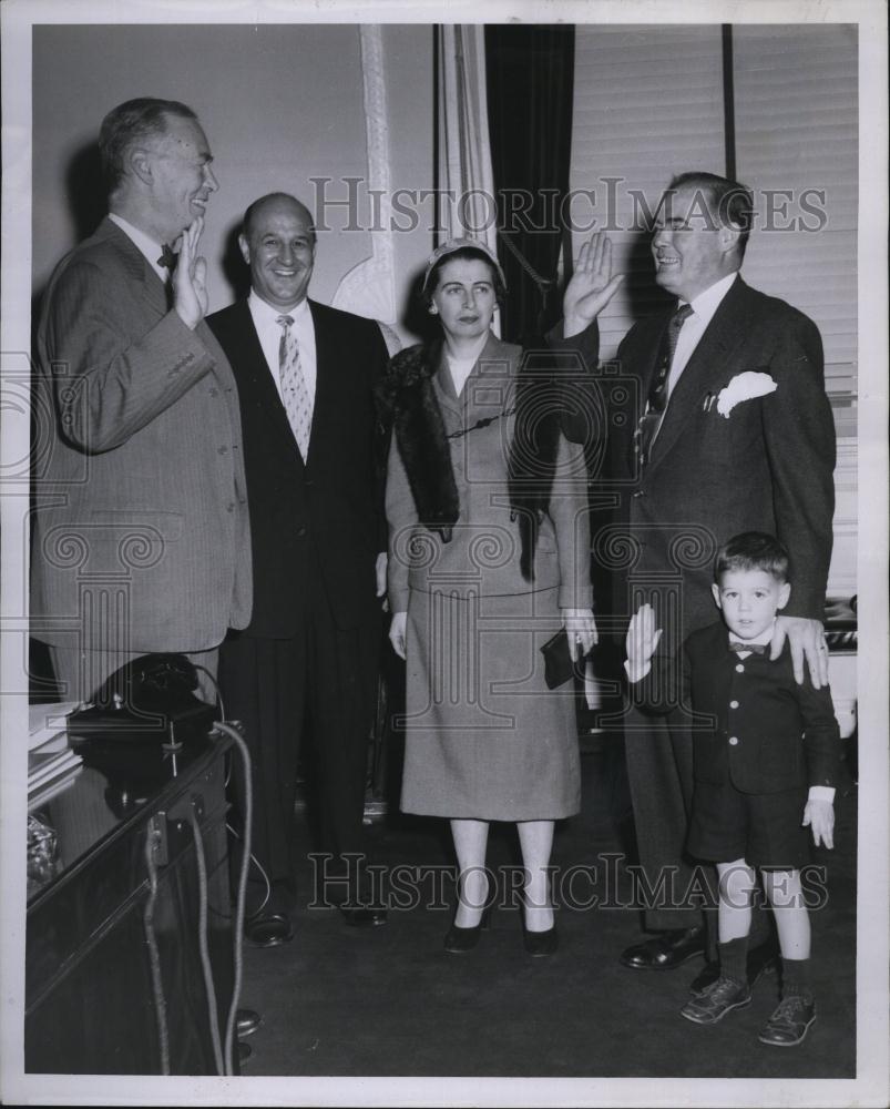1956 Press Photo Mass Gov C Herter,M De Marco, Atty JTF Mahan, &amp; family - Historic Images