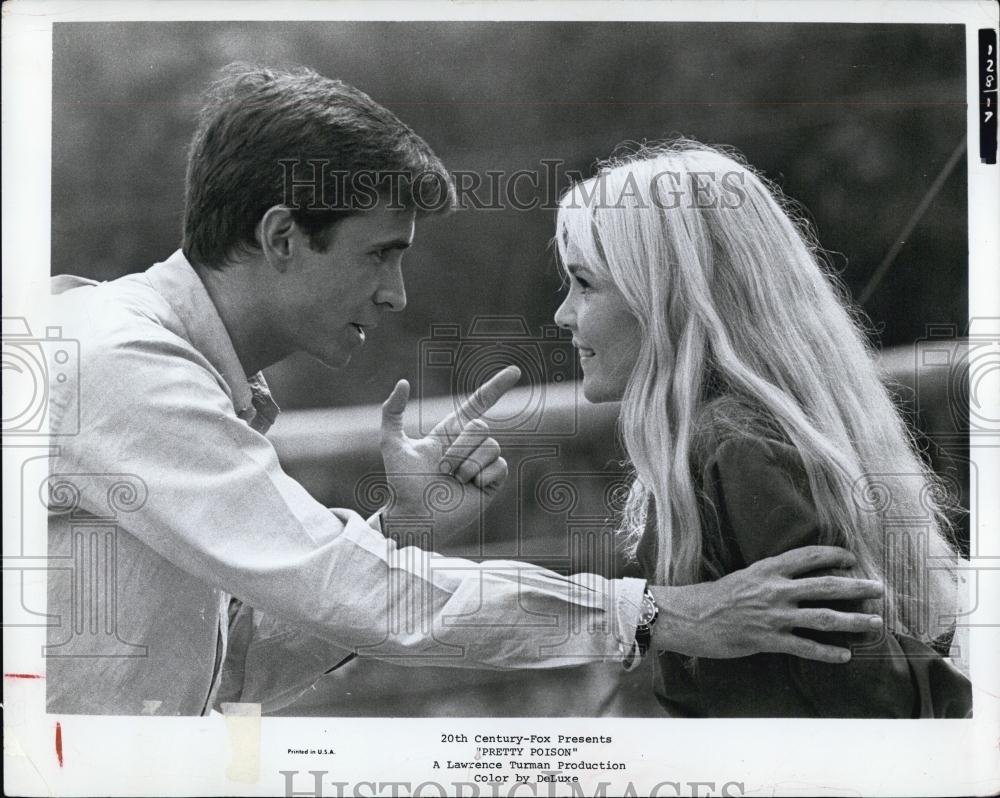 1968 Press Photo Anthony Perkins Tuesday Weld in "Pretty Poison" - RSL00819 - Historic Images