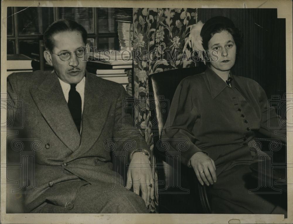 1950 Press Photo DrHerman Sander with wife, alleged for Mercy-killing - Historic Images