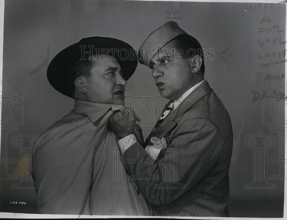 1942 Press Photo Ole Olsen, Chic Johnson - RSL90047 - Historic Images