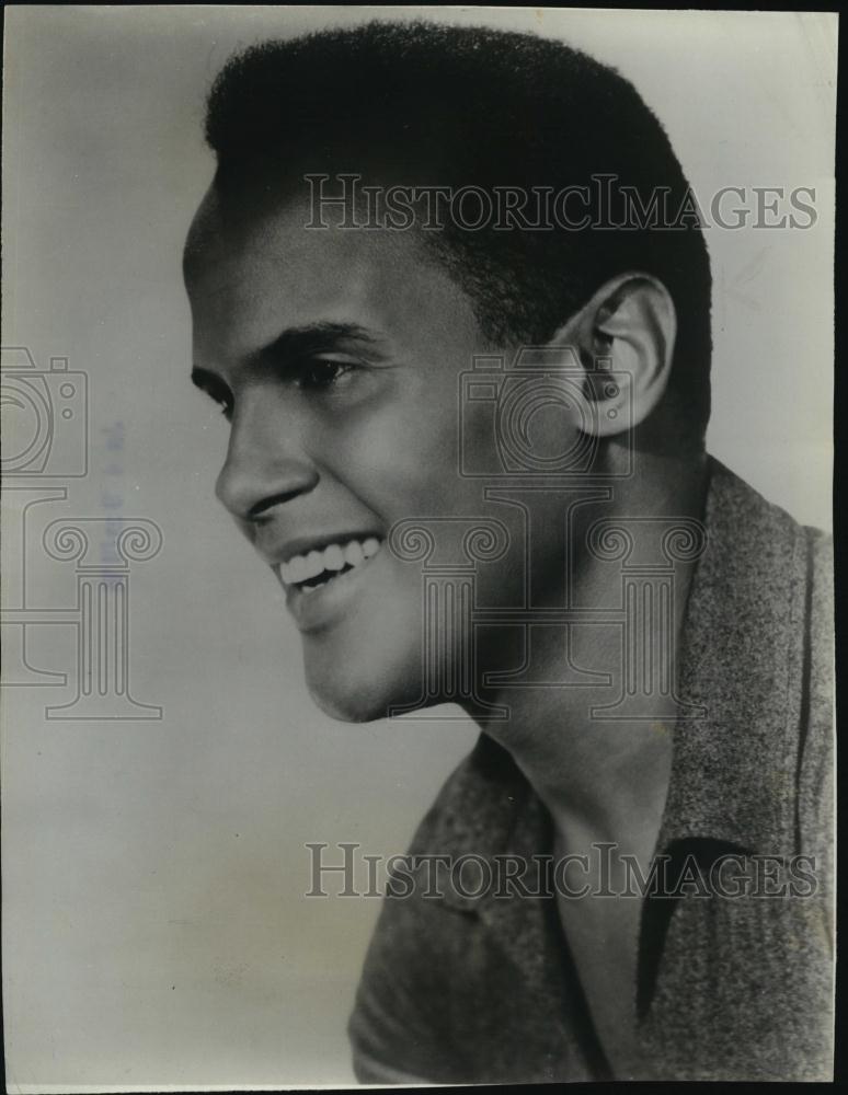 1966 Press Photo Popular Singer Harry Belafonte At Carousel Theater Season - Historic Images