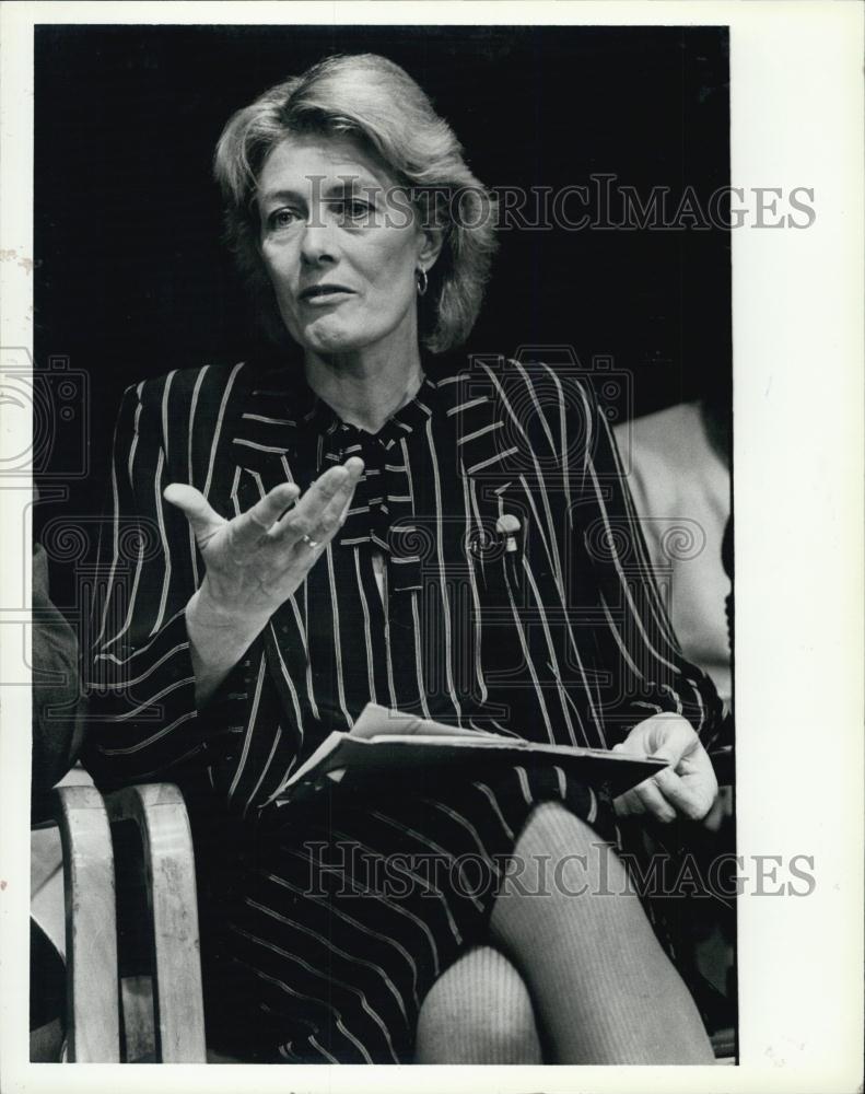 1990 Press Photo Actress Vanessa Redgrave - RSL01351 - Historic Images